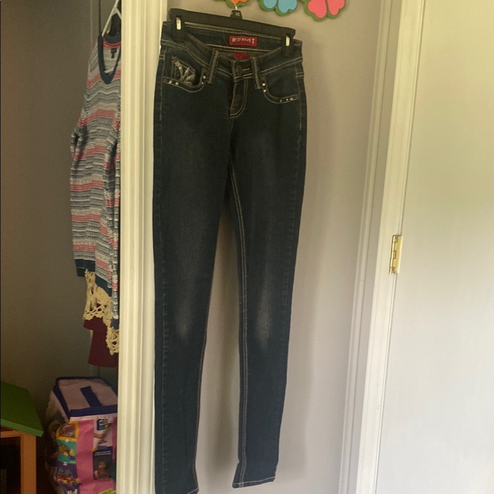 Red Rivet Women's Dark blue washed Skinny Jeans
